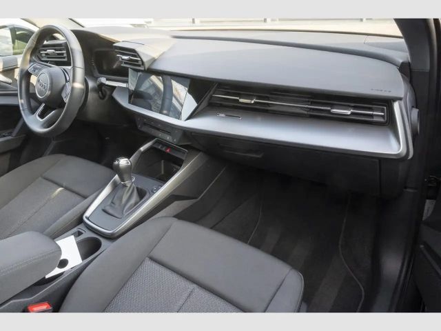 Audi A3 30 TFSI Sedan Sportback