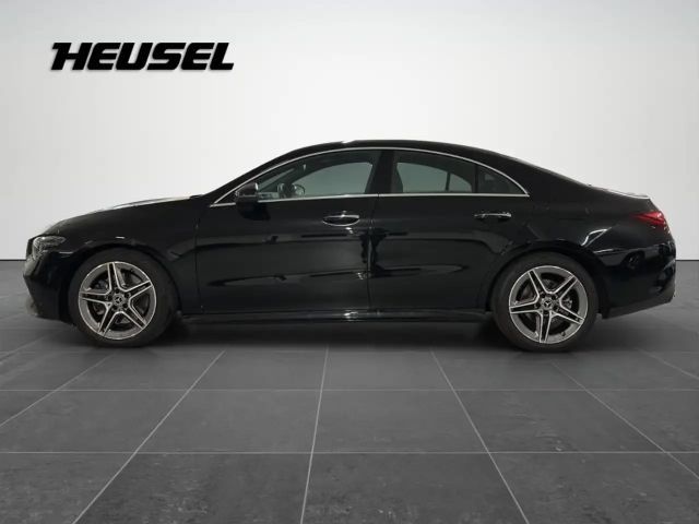 Mercedes-Benz CLA 200 AMG Line Coupé