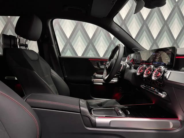 Mercedes-Benz GLB 180 AMG Line