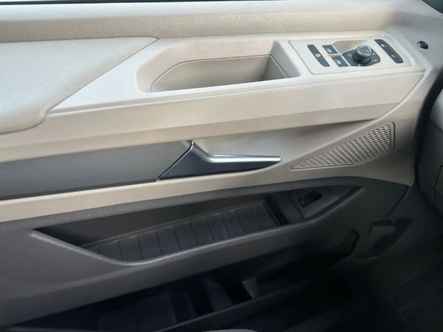 Volkswagen Multivan Life T7