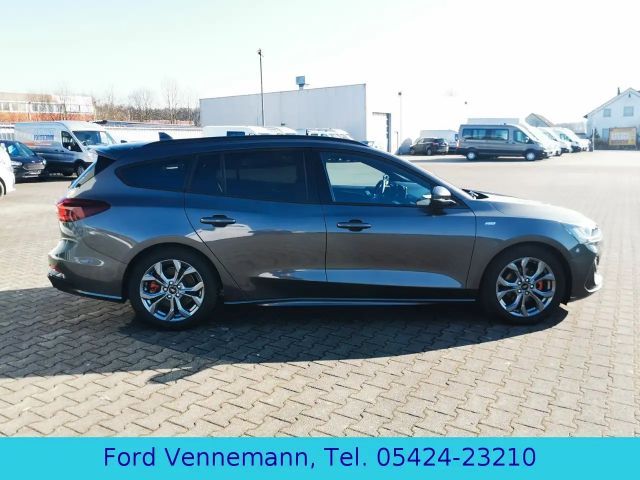 Ford Focus ST Line Wagon
