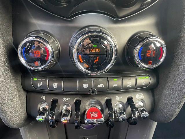 MINI John Cooper Works MINI One * LED * JCW-Paket * Erstbesitz *