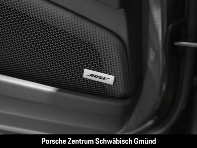 Porsche Panamera 4 E-Hybrid