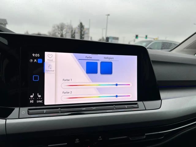 Volkswagen Golf Life Variant