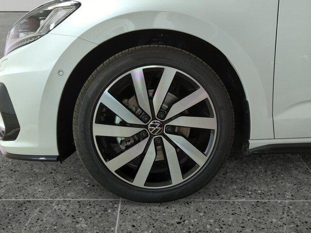 Volkswagen Touran 1.5 TSI DSG R-Line