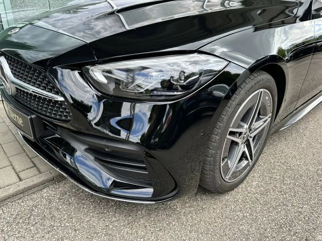 Mercedes-Benz C 300 AMG Line Sedan