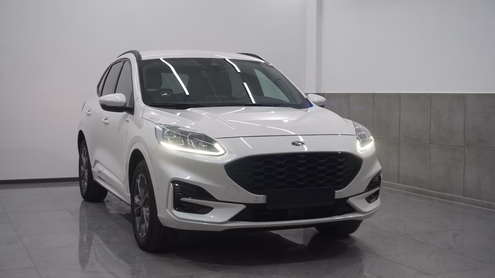 Ford Kuga Hybrid ST Line X