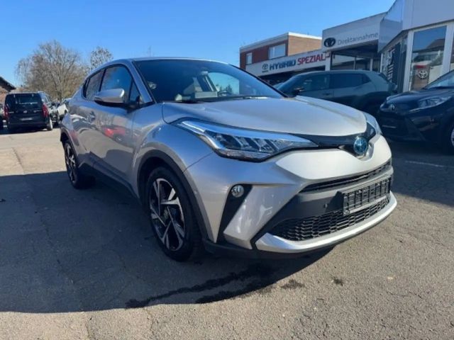 Toyota C-HR Hybride Team D