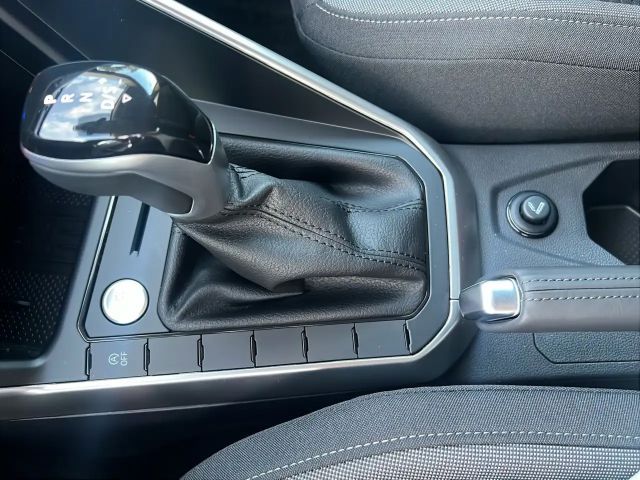 Volkswagen Taigo 1.0 TSI DSG Life