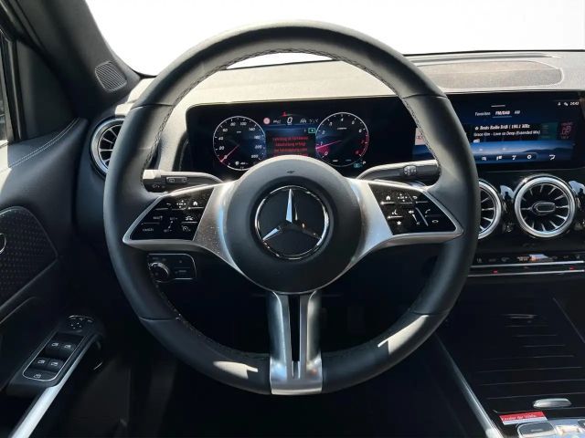 Mercedes-Benz GLB 200 Night*SHZ*AHK*Carplay*GUARD360°*Keyless*