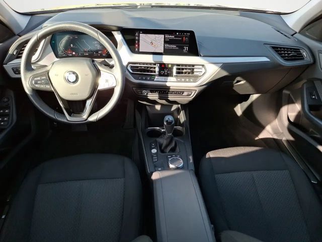 BMW 118 118i Advantage pakket Sedan