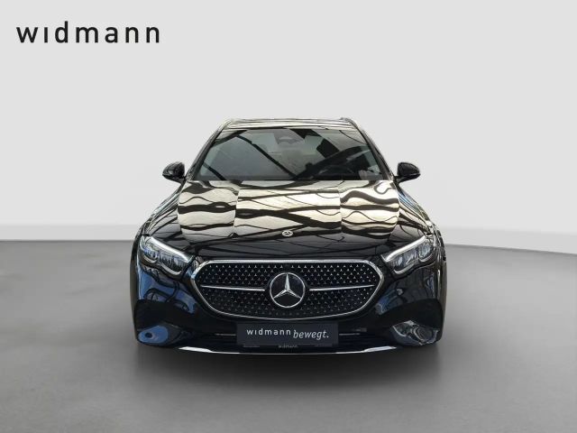 Mercedes-Benz E 220 AVANTGARDE E 220 d Estate