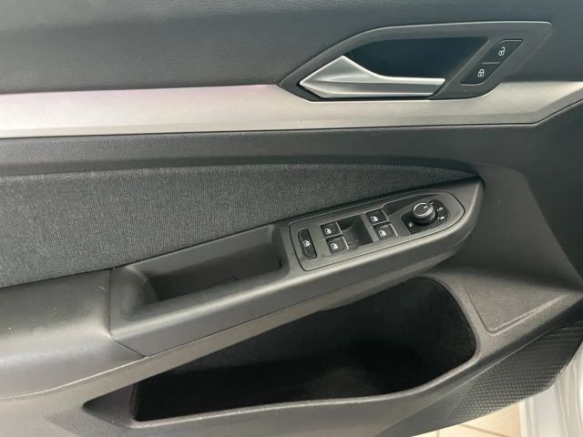 Volkswagen Golf 2.0 TDI DSG Life Variant