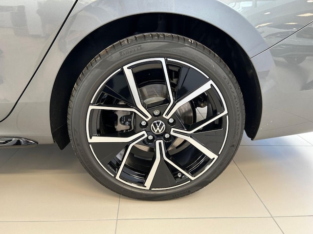 Volkswagen Passat 2.0 TDI DSG R-Line Variant