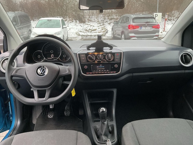 Volkswagen up! Move Move up!