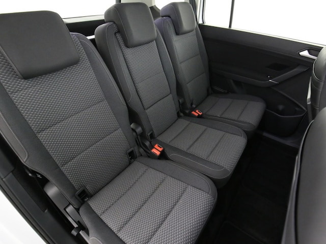 Volkswagen Touran 1.5 TSI DSG R-Line