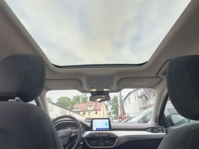 Ford Focus Cool & Connect Wagon