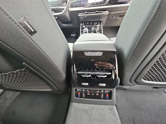 Audi A6 Avant S-Tronic