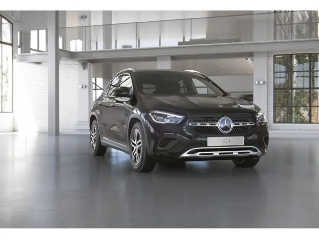 Mercedes-Benz GLA 220 GLA 220 d