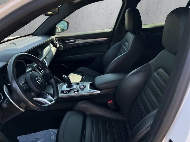 Alfa Romeo Stelvio Q4 Veloce