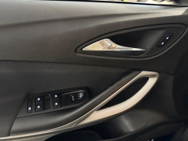 Opel Astra 1.2 Turbo