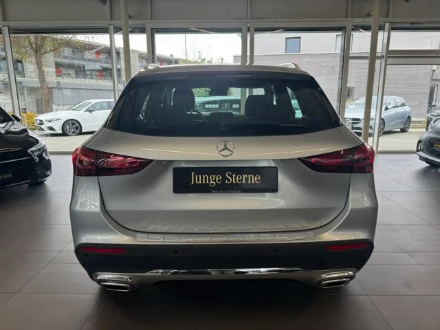 Mercedes-Benz GLA 180 GLA 180 d Progressive