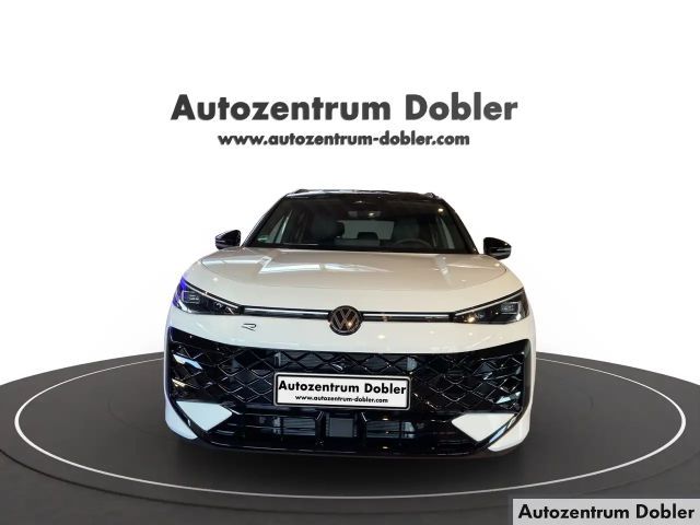 Volkswagen T-Roc 1.5 eTSI DSG R-Line