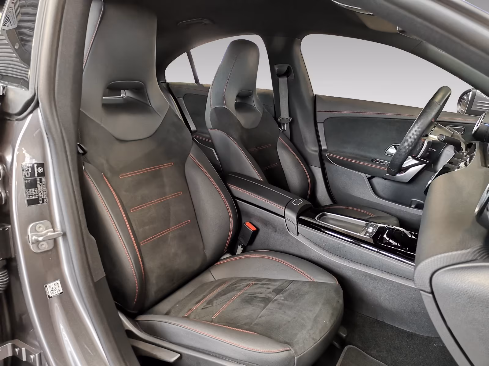 Mercedes-Benz CLA 200 AMG Line Coupé