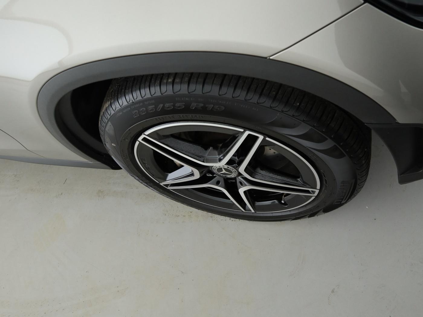 Mercedes-Benz GLC 300 4MATIC AMG Line Coupé