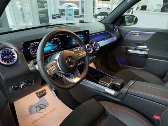 Mercedes-Benz EQB 300 4MATIC AMG Line