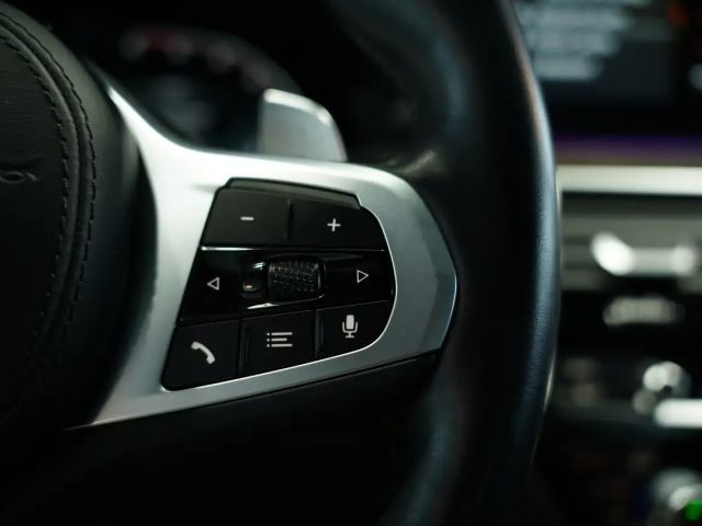 BMW 530 530d M-Sport Sedan xDrive