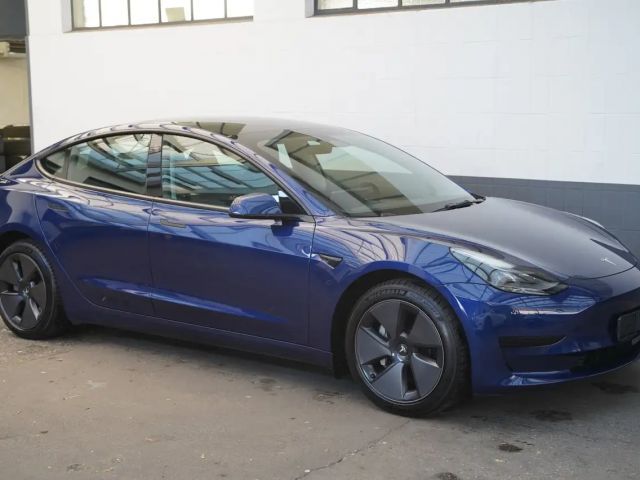 Tesla Model 3 Standard Range