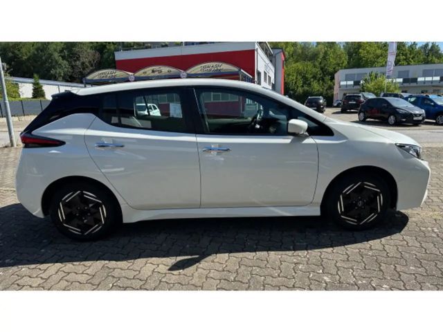 Nissan Leaf 40 kWh Acenta