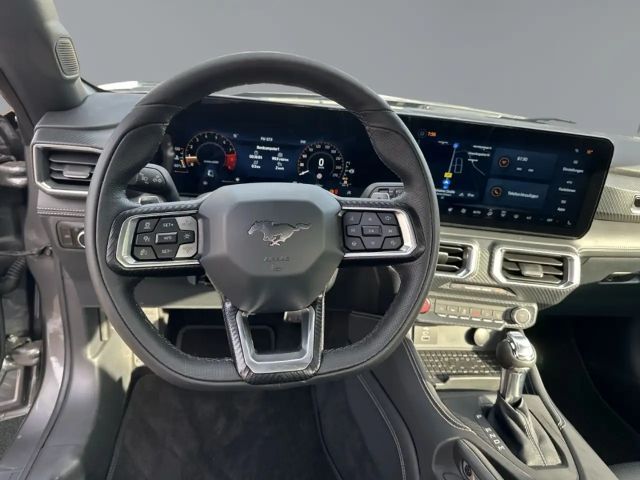 Ford Mustang Fastback GT 5.0 V8