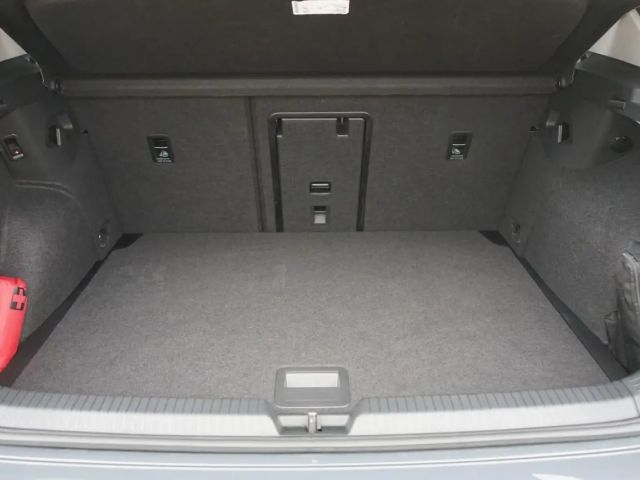 Volkswagen Golf 1.5 eTSI Golf VIII