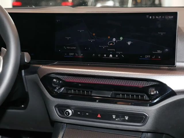 BMW 320 320d M-Sport Sedan