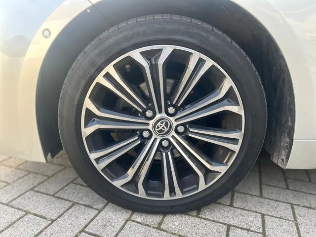 Toyota Corolla Hybride Team D