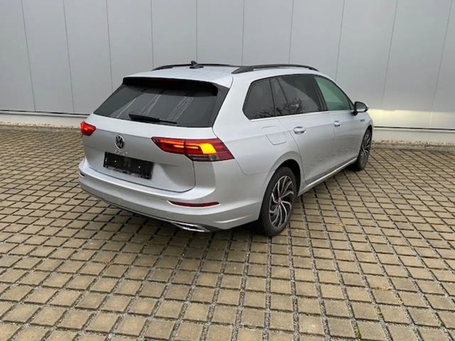 Volkswagen Golf 1.5 TSI Golf VIII Style Variant