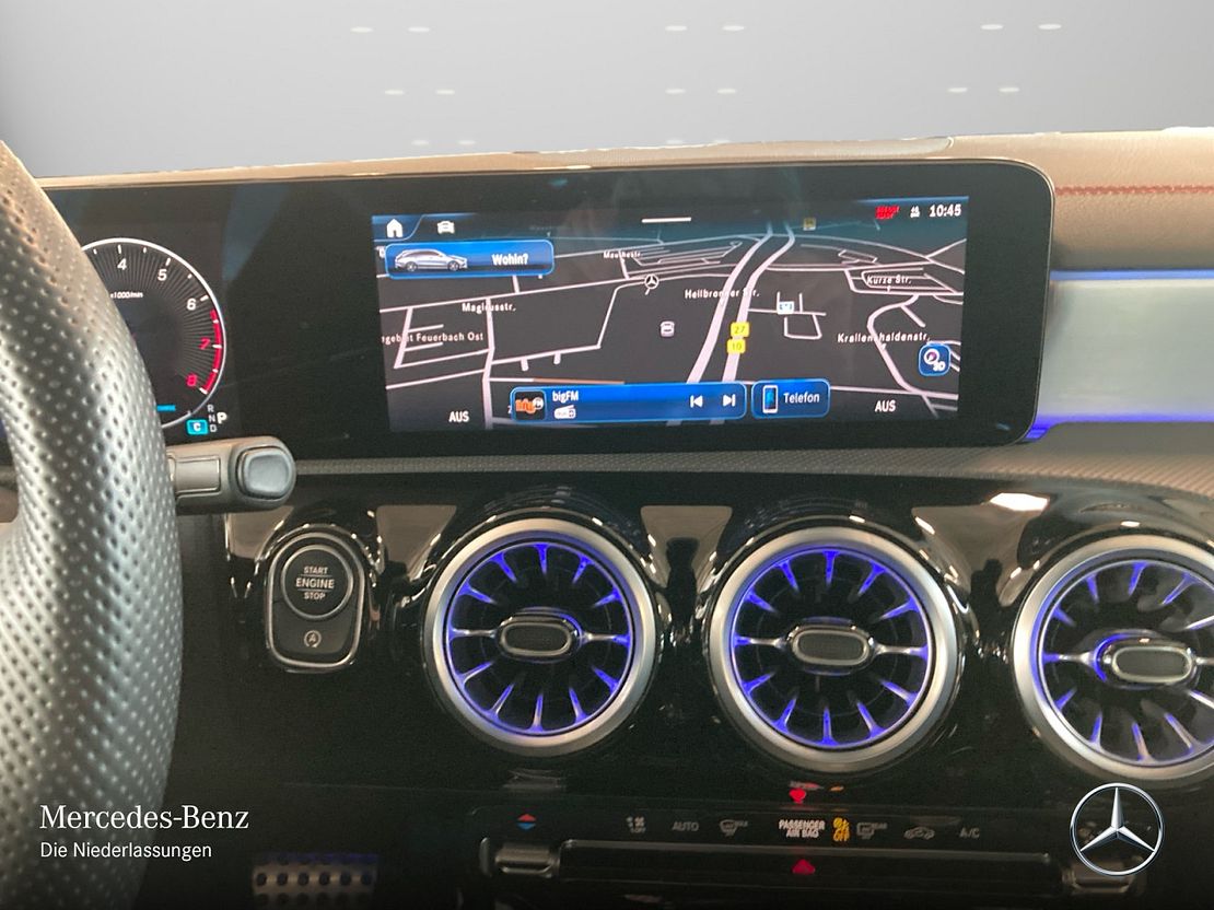 Mercedes-Benz CLA 200 AMG Line Shooting Brake