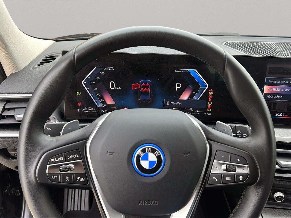 BMW 330 330e Touring