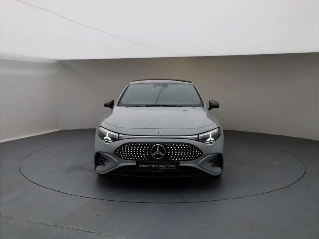 Mercedes-Benz CLA 350 4MATIC AMG Line