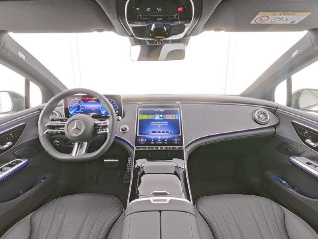 Mercedes-Benz EQE 300 Sedan