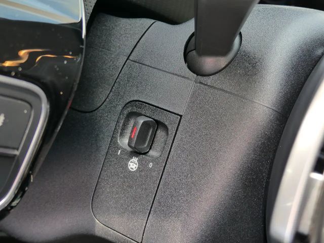 Mercedes-Benz A 200 AMG Line