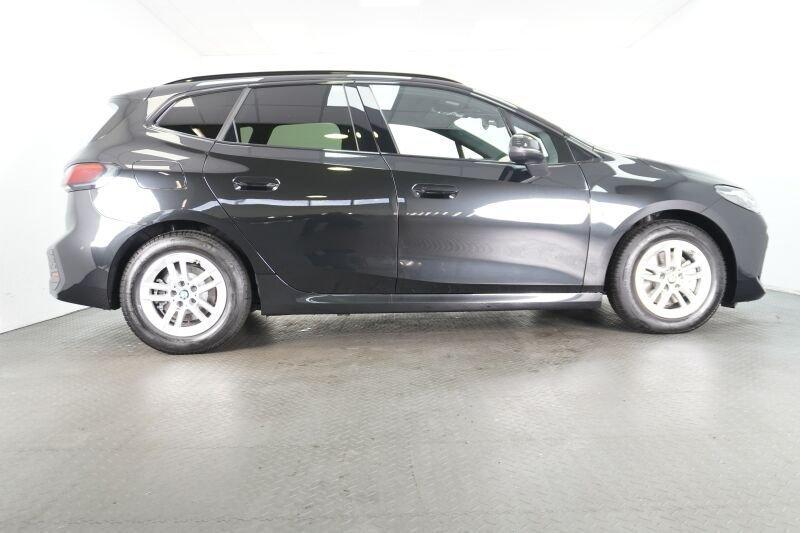 BMW 220 220i Active Tourer