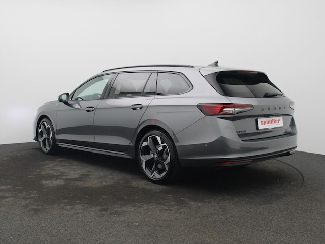 Skoda Superb 2.0 TDI Combi Sportline