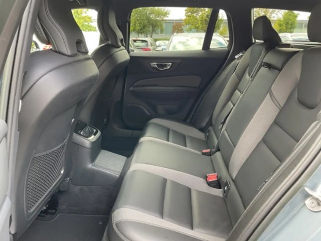 Volvo V60 AWD Dark Plus T8