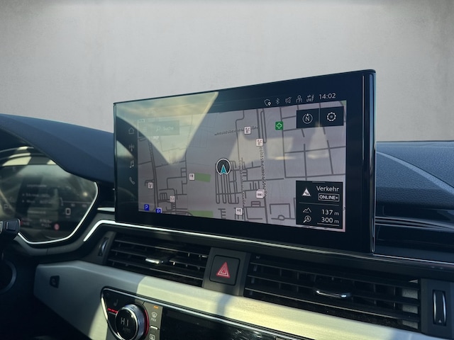 Audi A4 40 TFSI Avant Quattro S-Tronic