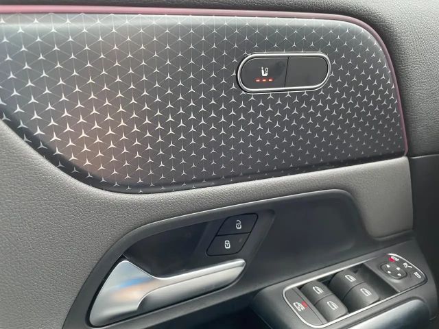 Mercedes-Benz EQA 300 4MATIC Advanced