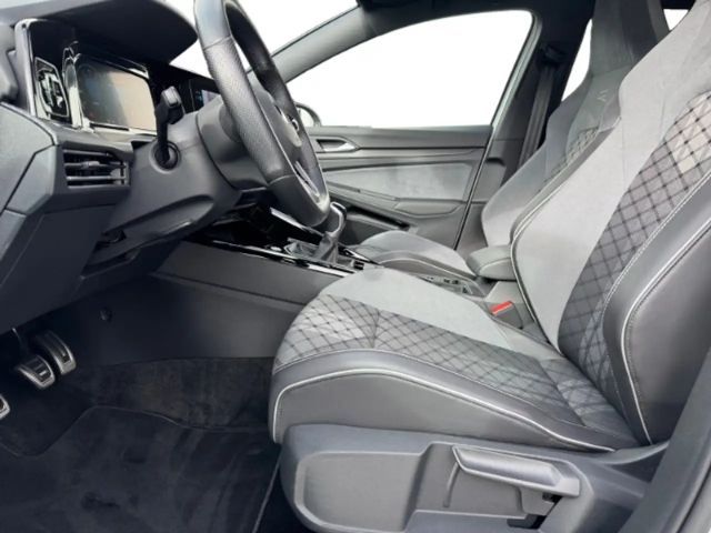 Volkswagen Golf 1.5 TSI IQ.Drive R-Line Variant