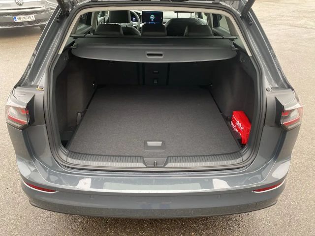 Volkswagen Golf Business DSG Variant